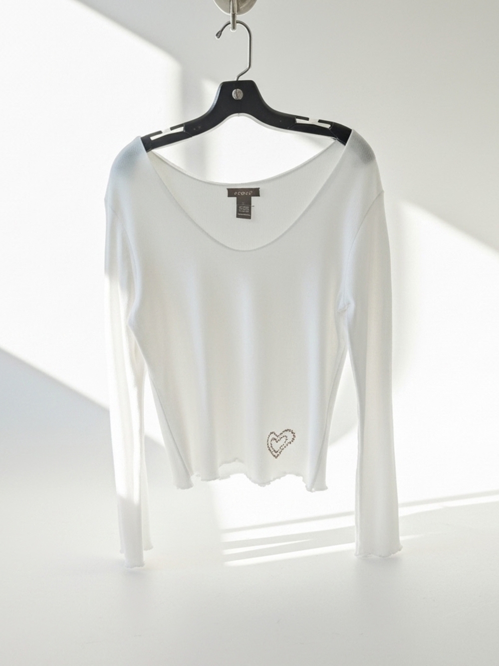 Kenar Lightweight Thermal White Long-Sleeve Scoop Neck Top with Heart Detail L